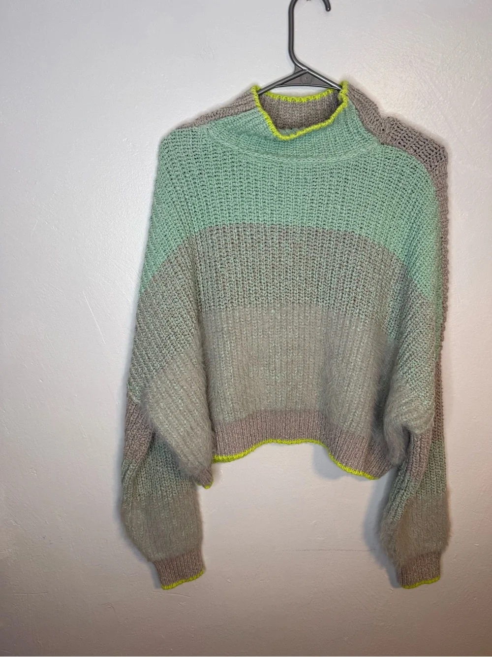 Free People Colorblock Cropped Turtleneck Sweater Fuzzy Knit Neon Trim large